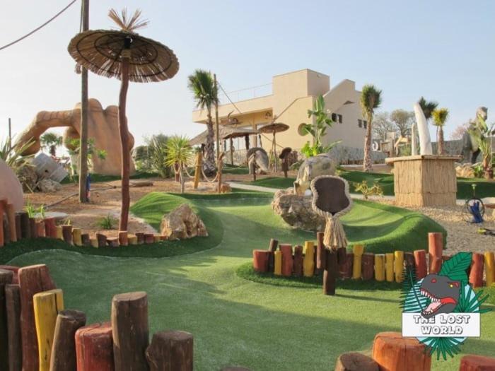 ポルティマンOasis Tropical, Jardim E Piscina!アパートメント エクステリア 写真